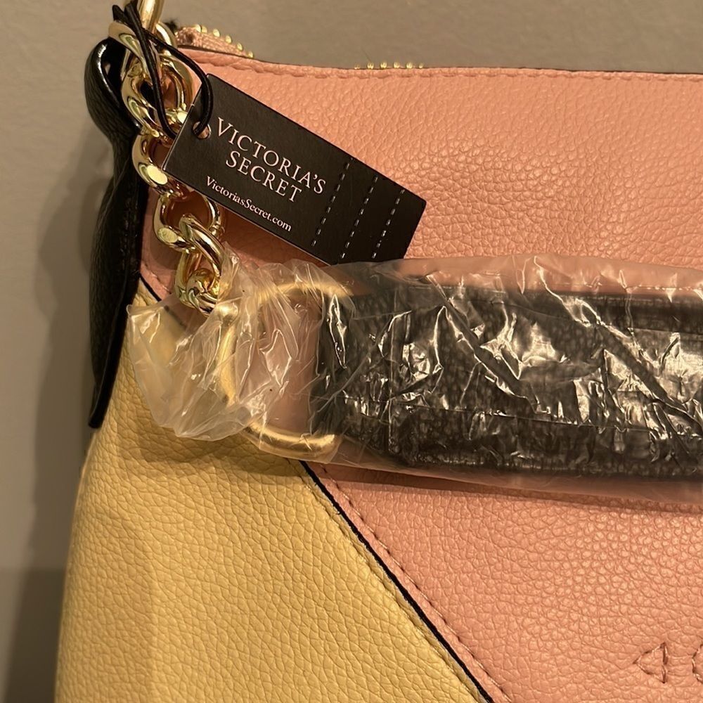 Victoria Secret Curve Bag  - Picture 3 of 5
